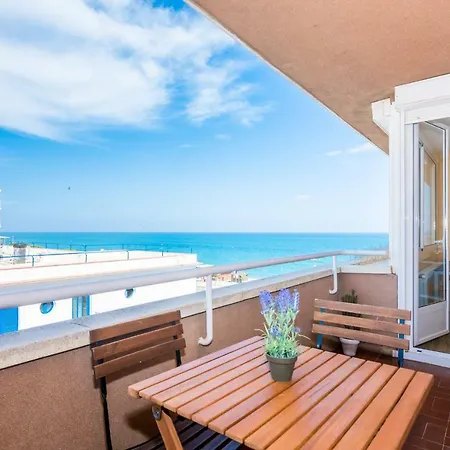 Homeholidaysrentals Itziar Pineda de Mar
