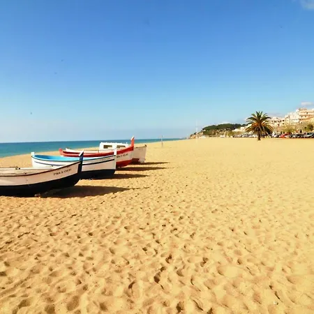 Homeholidaysrentals Itziar * Pineda de Mar